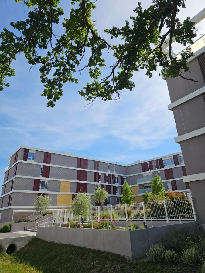 Lakeside Provence - Appartement 4 Etoiles Face Au Lac De Монтё Экстерьер фото