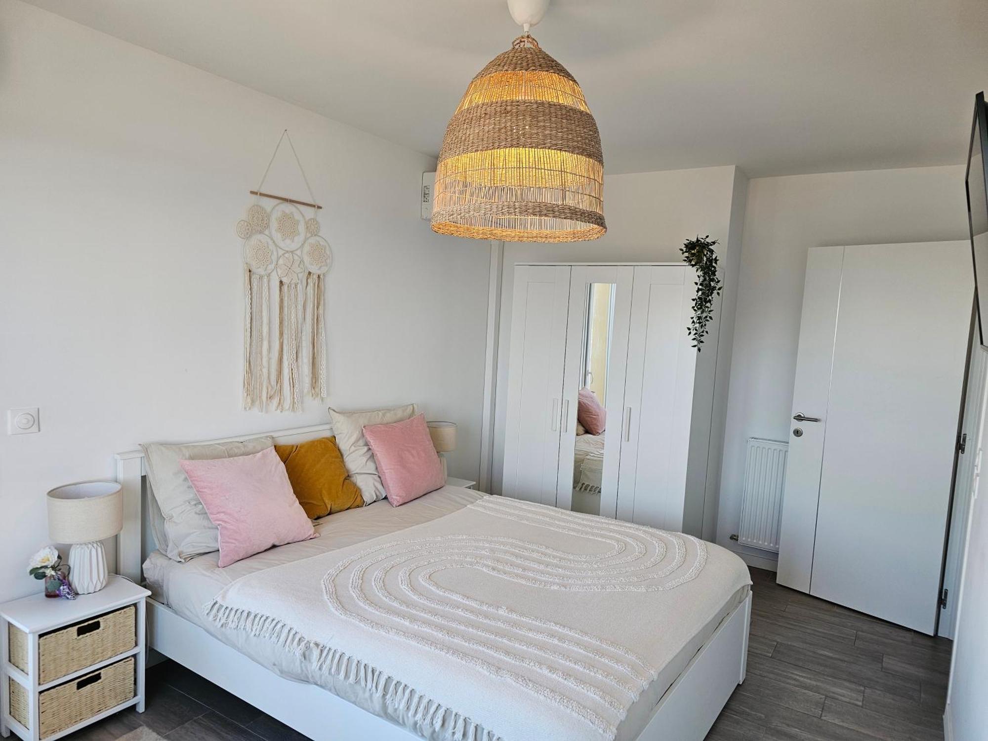 Lakeside Provence - Appartement 4 Etoiles Face Au Lac De Монтё Экстерьер фото